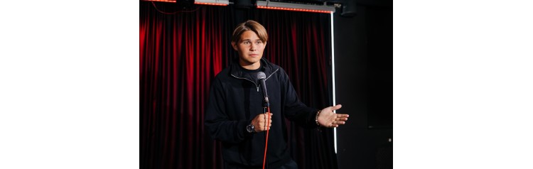 Please StandUp (2025-10-24)